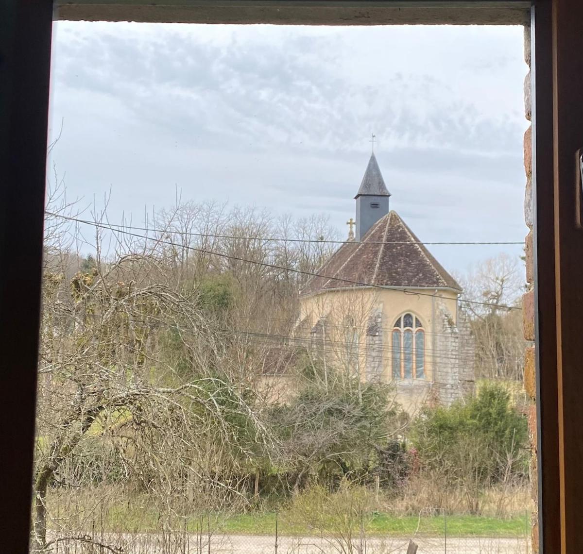 Villa Le Refuge De Valprofonde Villeneuve-sur-Yonne Exterior foto